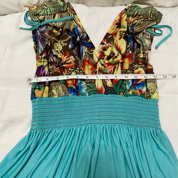 Patterned Sundress - Picture 4 of 10